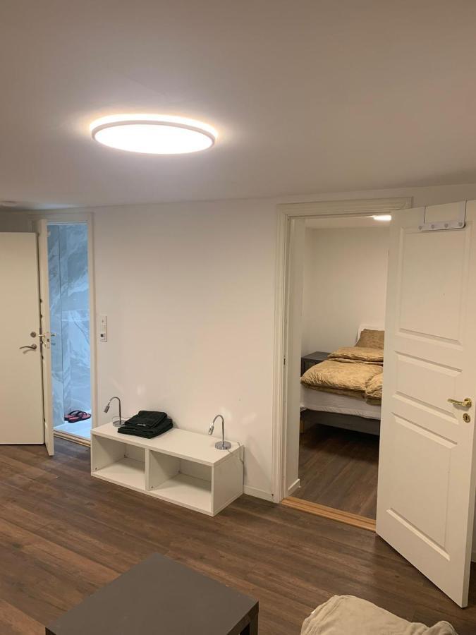 Beautiful 2 Rooms Apartment In Klofta,Near Oslo Airport& Oslo Exterior foto